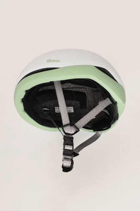 Capacete Branco com verde